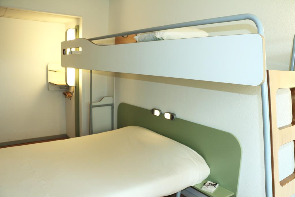 Ibis Budget Castelnaudary - A61 Room photo